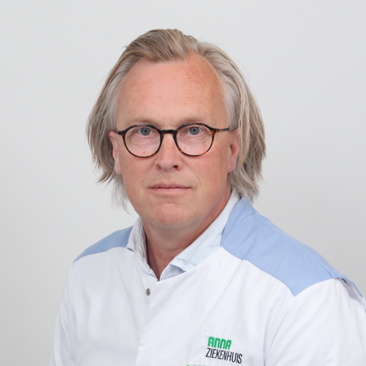 Piet Hoek is chirurg bij het Anna Ziekenhuis en Anna TopSupport